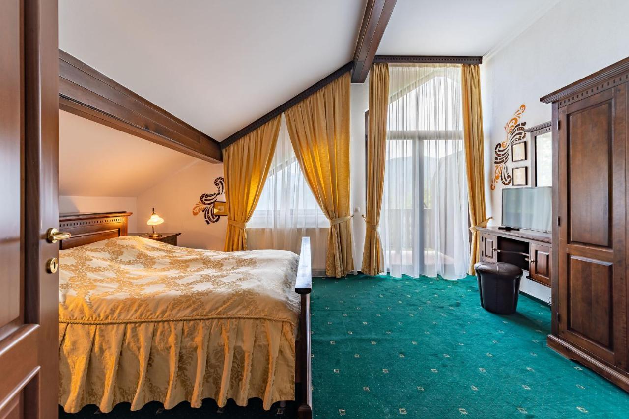 Hotel Regal Sinaia Exterior photo