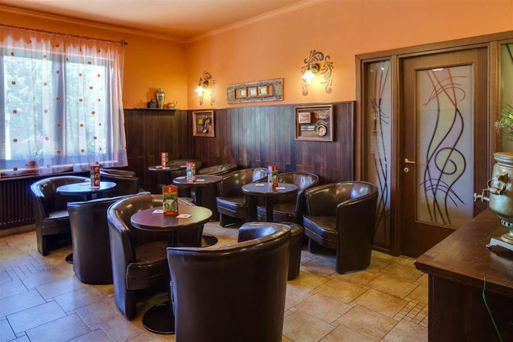 Hotel Regal Sinaia Exterior photo